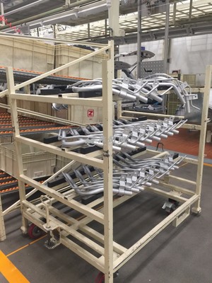 汽车隔热板与加油管工位器具的设计与应用